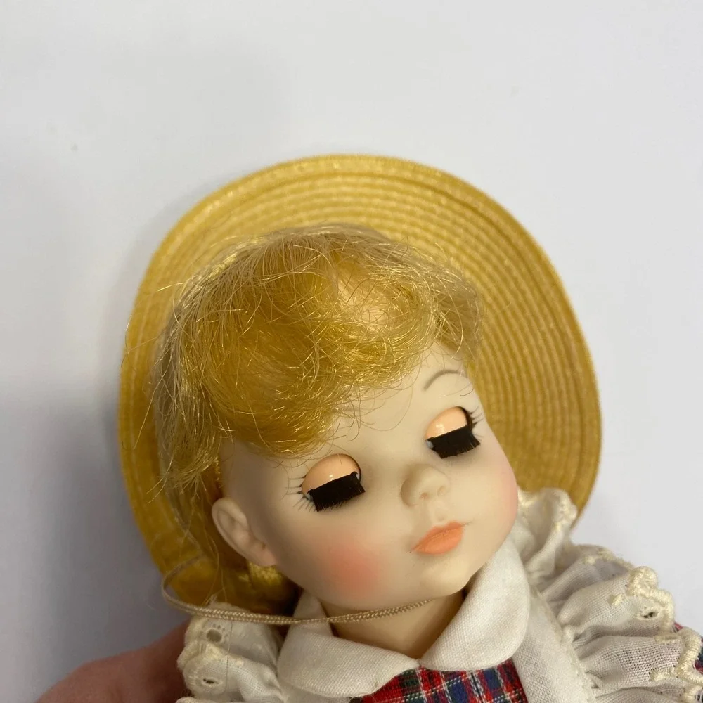 Madame Alexander McGuffey Ana Doll Kids 13 in Red Plaid Vintage Style